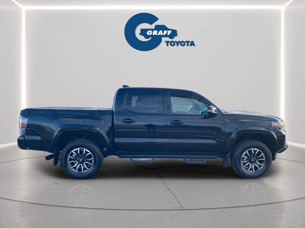 Used 2023 Toyota Tacoma TRD Sport w/ Black Out Package (TMS) image 17