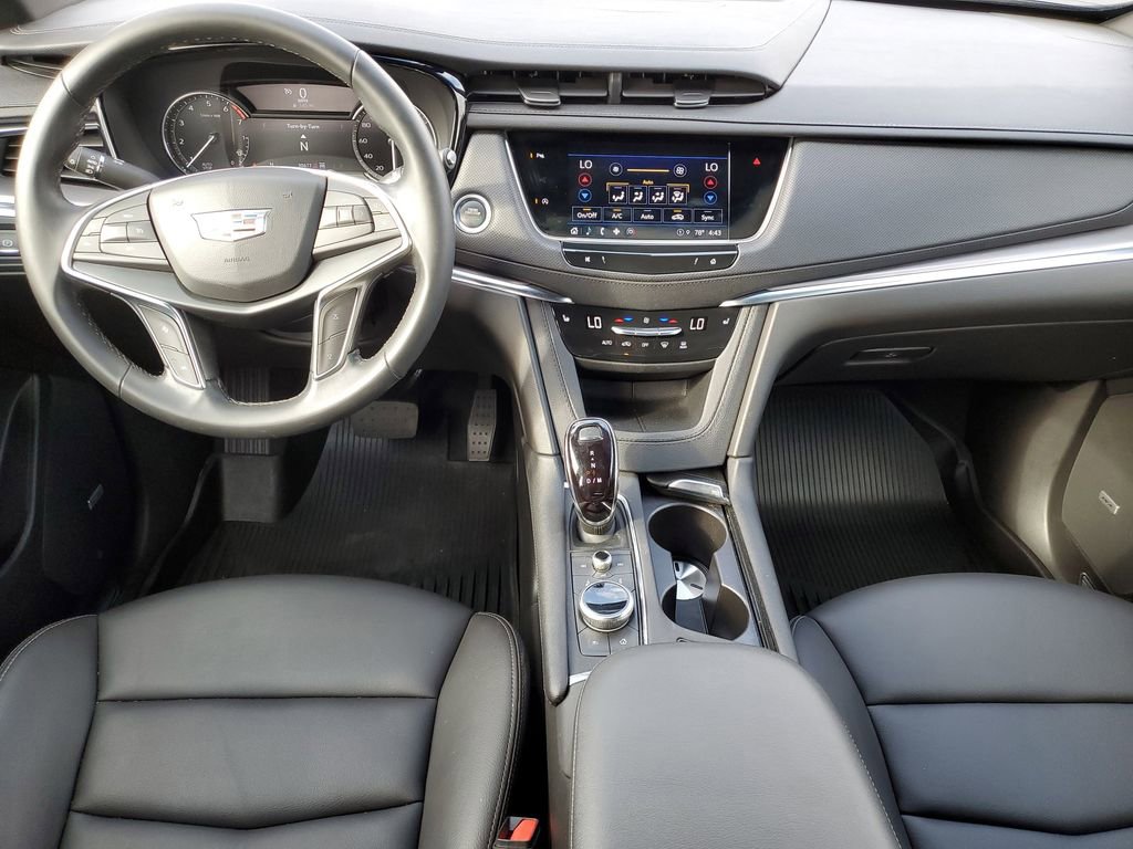 Used 2024 Cadillac XT5 Luxury w/ LPO, Floor Liner Package image 28