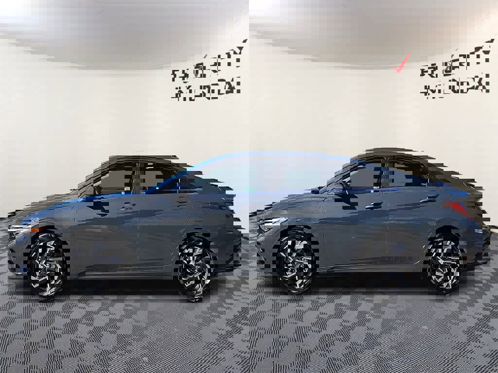 Certified 2024 Hyundai Elantra SEL w/ Convenience Package image 7