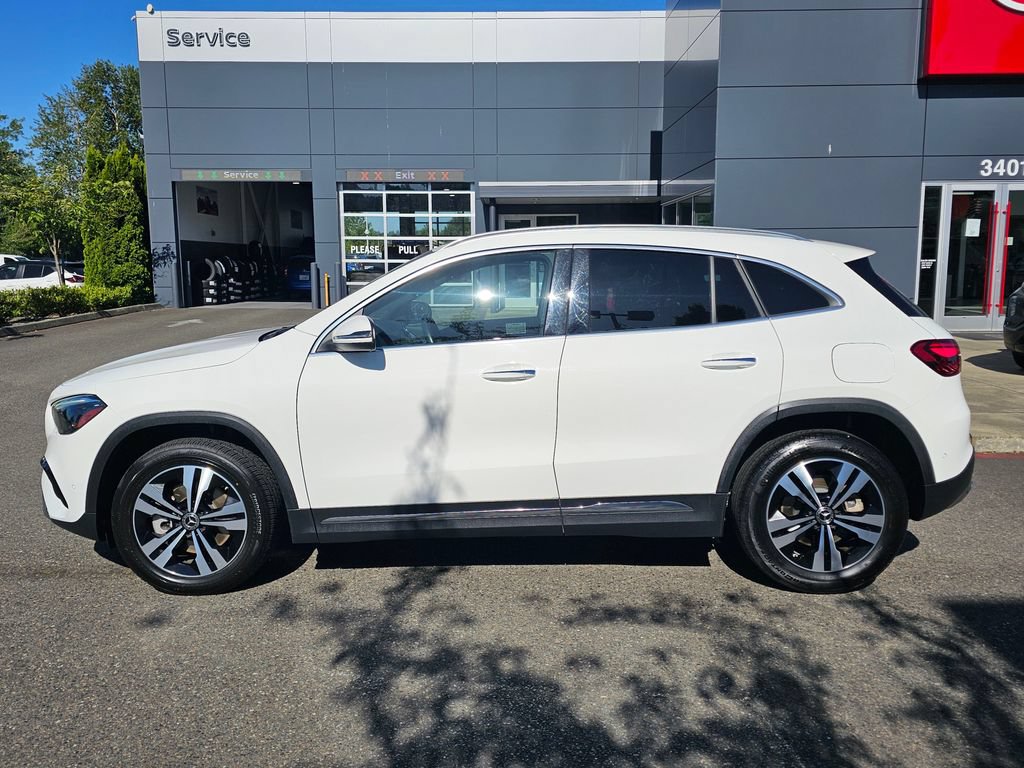Used 2025 Mercedes-Benz GLA 250 image 8