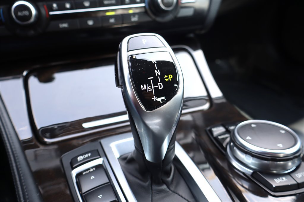 Used 2016 BMW 535i Sedan RWD image 36