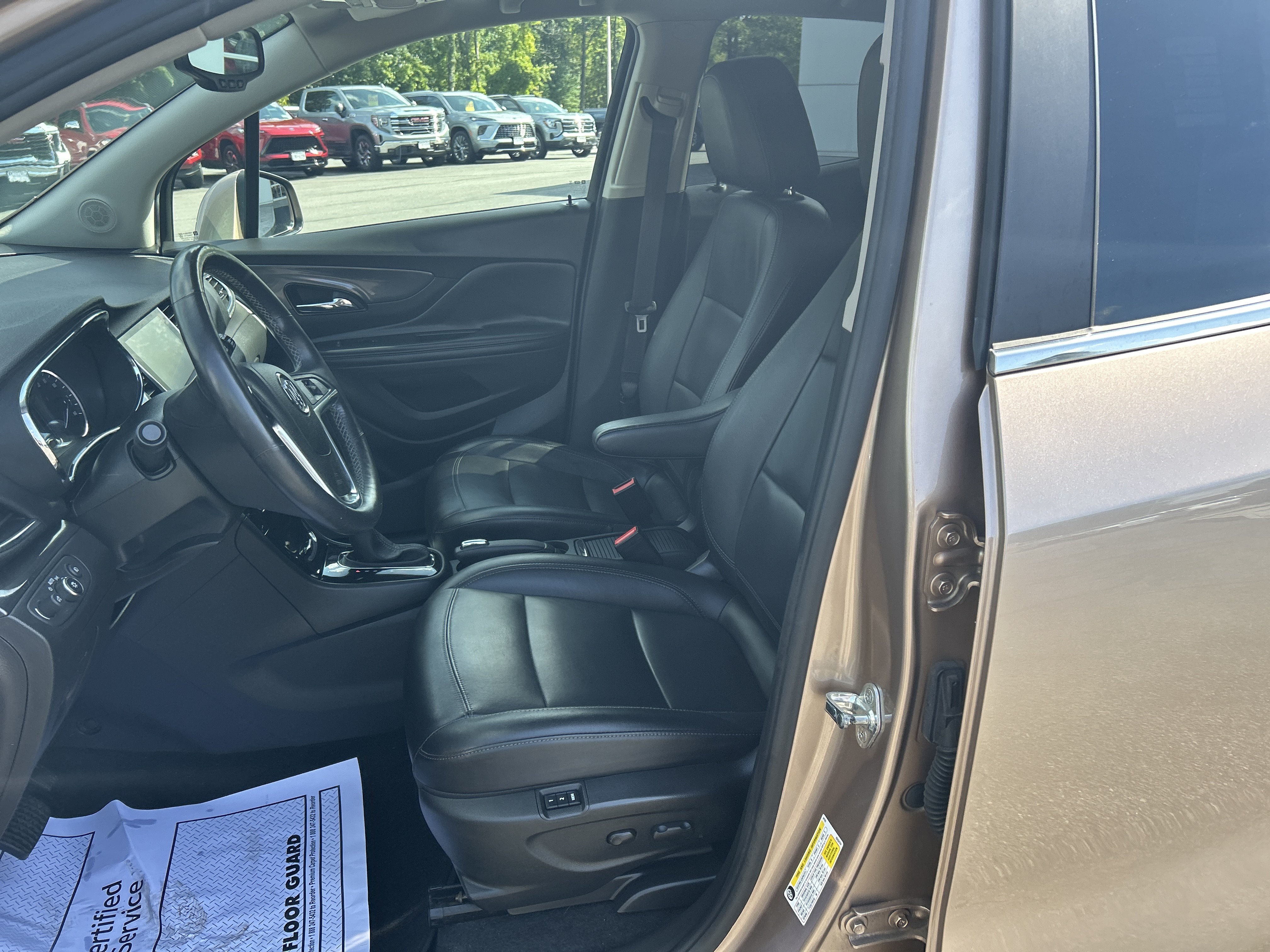 Used 2018 Buick Encore Essence w/ Experience Buick Package AWD/4WD image 17