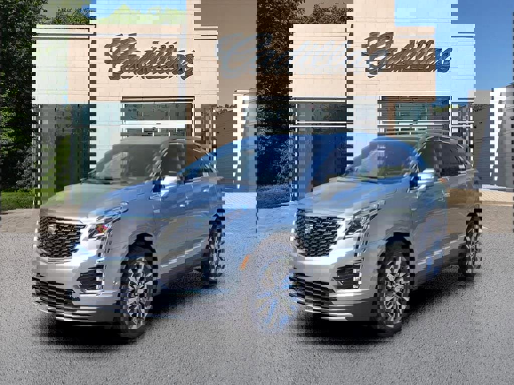New 2025 Cadillac XT5 Premium Luxury w/ Technology Package