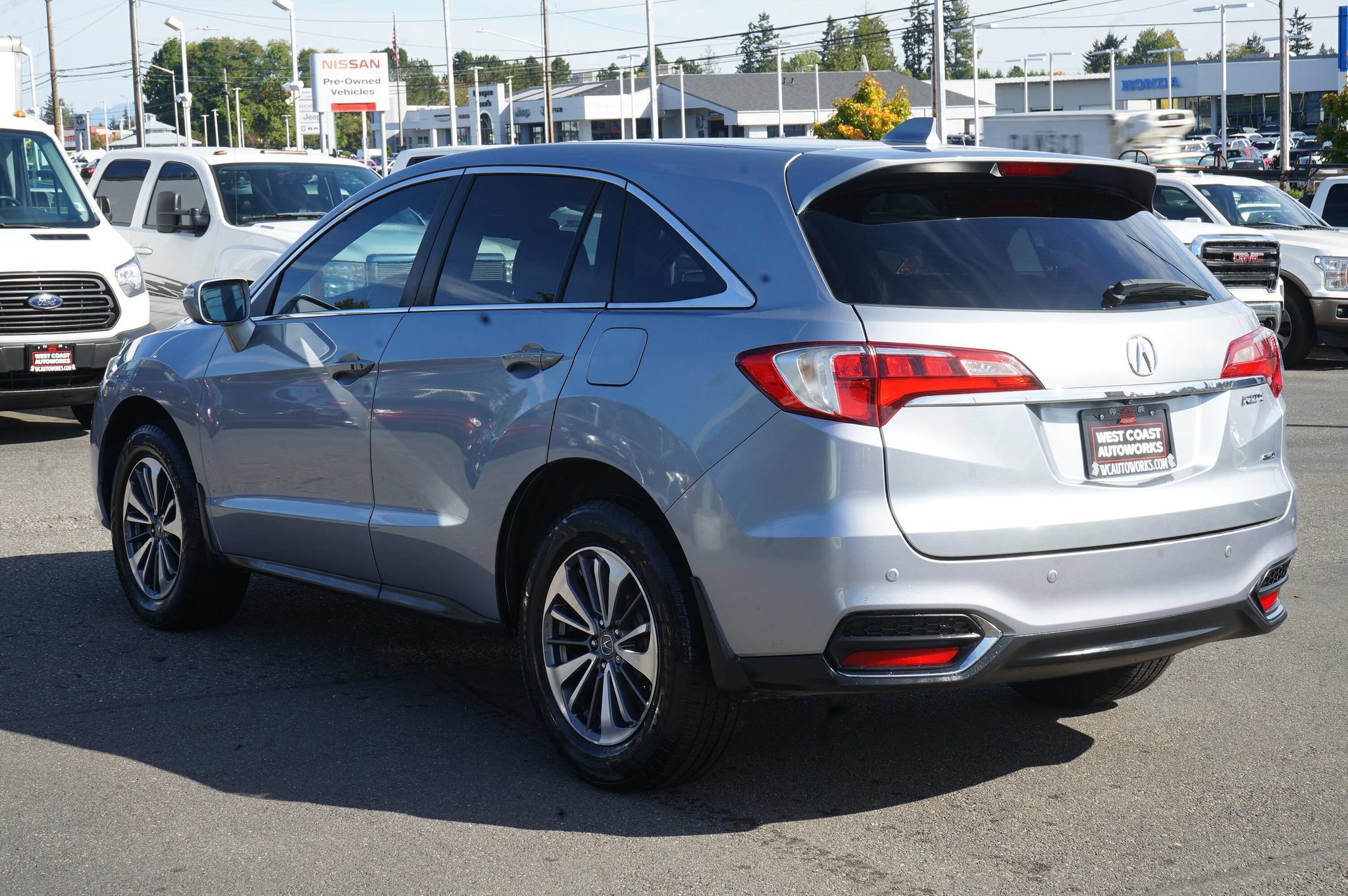 Used 2016 Acura RDX w/ Advance Package AWD/4WD image 3
