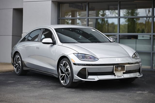 Used 2023 Hyundai Ioniq 6 SEL RWD image 1