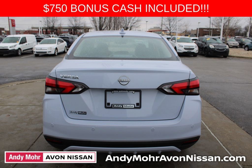 New 2025 Nissan Versa SV w/ Trunk Package image 4