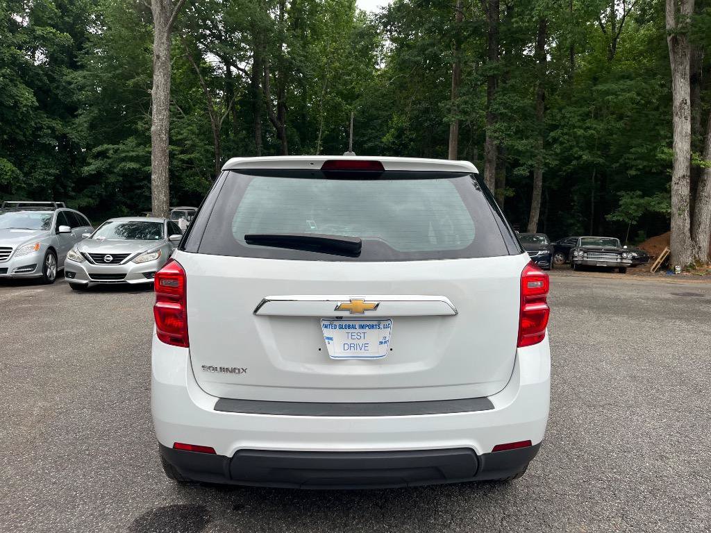 Used 2017 Chevrolet Equinox LS FWD image 8