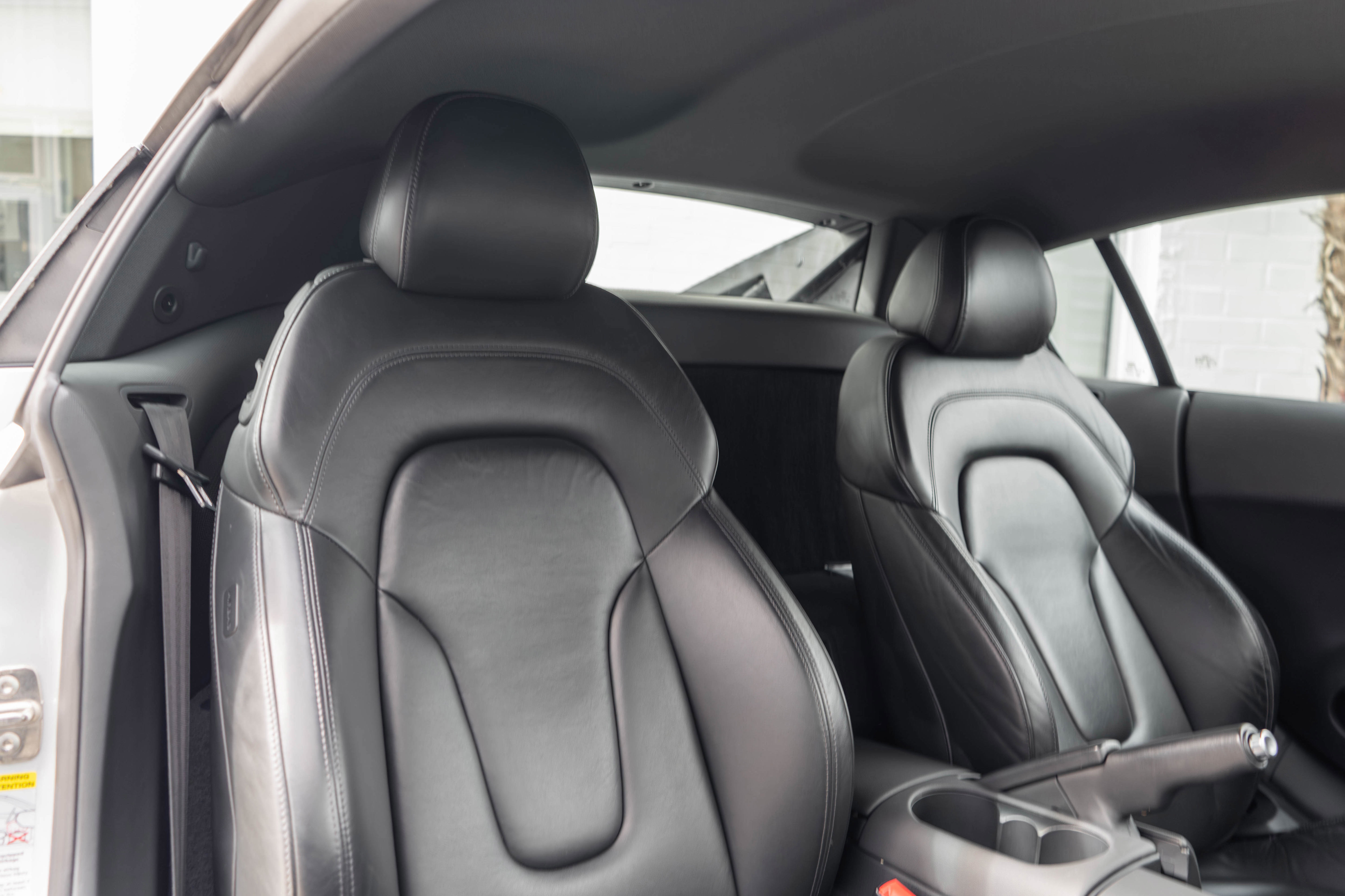 Used 2009 Audi R8 V8 image 27