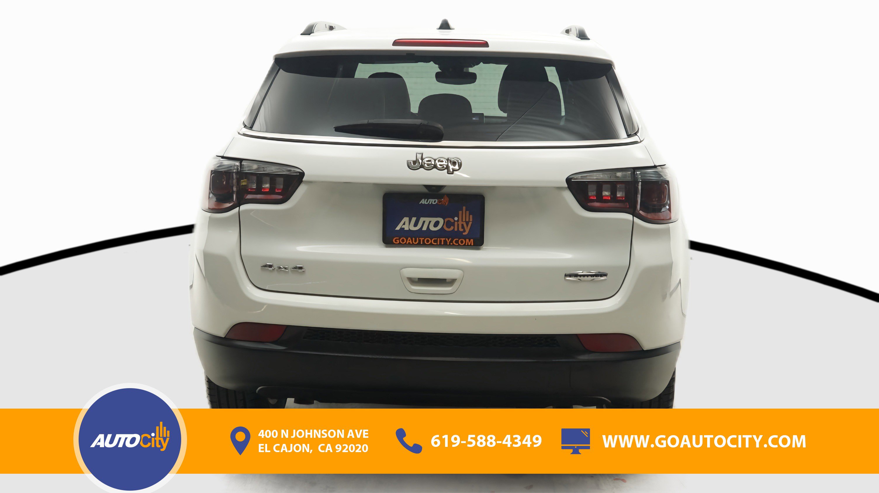 Used 2024 Jeep Compass Latitude image 12