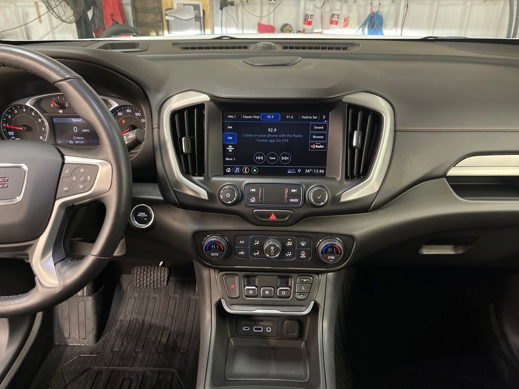 Used 2020 GMC Terrain SLT w/ Preferred Package image 23