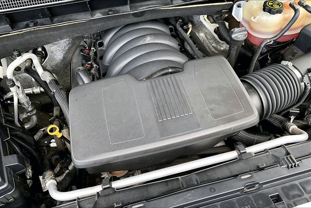 Used 2020 Chevrolet Silverado 1500 LT AWD/4WD image 32