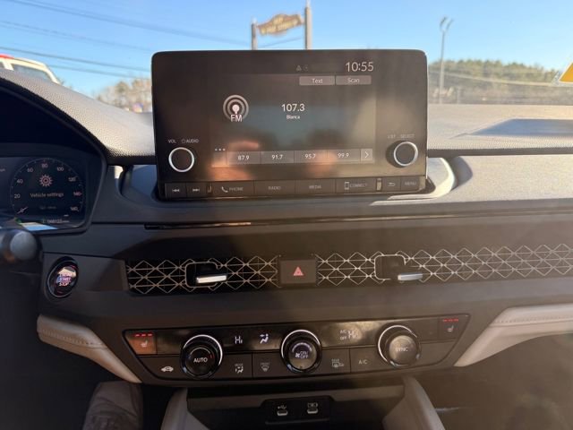 Used 2023 Honda Accord EX image 25