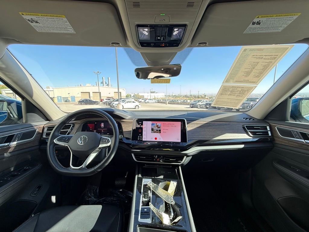 Certified 2025 Volkswagen Atlas SEL image 9