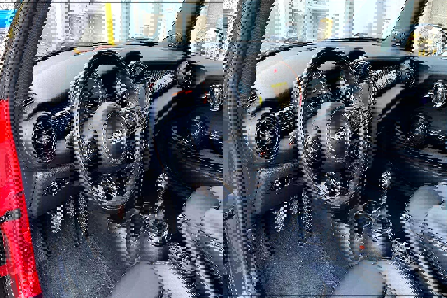 Used 2017 MINI Cooper S image 17