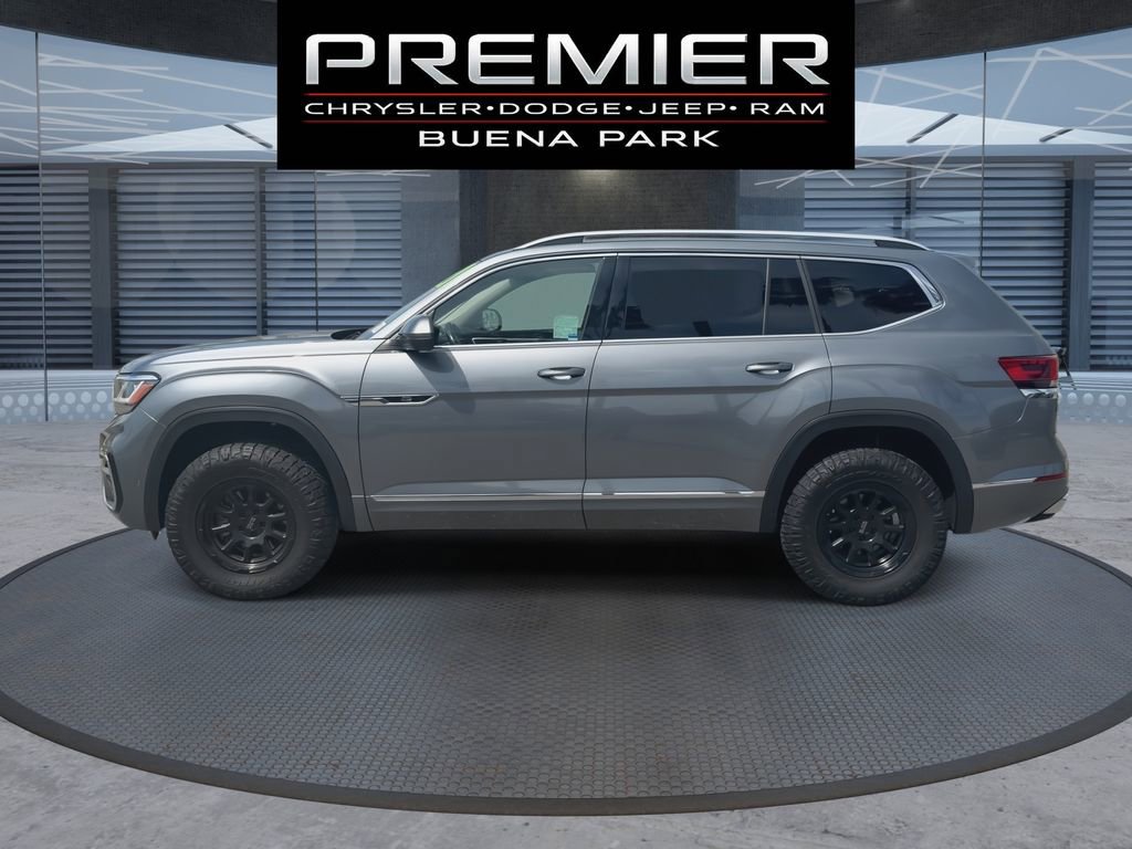 Used 2022 Volkswagen Atlas SEL Premium image 5