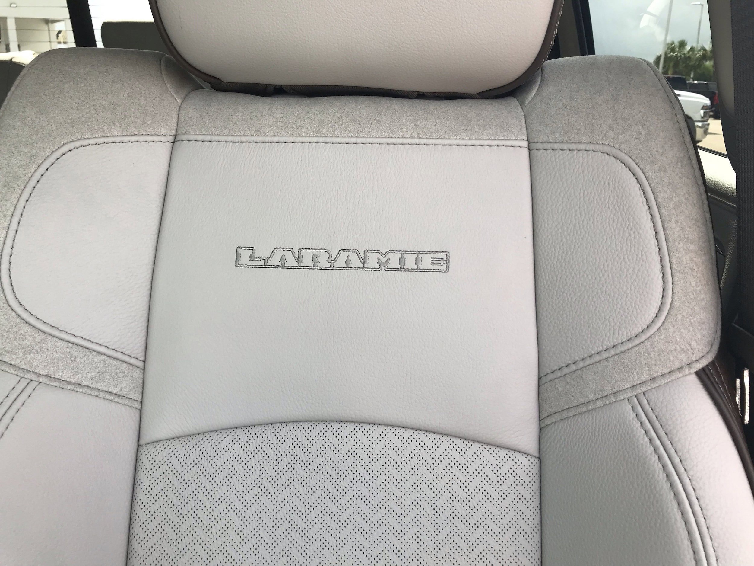 New 2025 RAM 2500 Laramie image 24