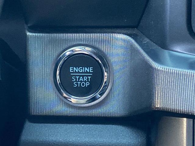 Used 2025 Ford F350 Platinum AWD/4WD image 13
