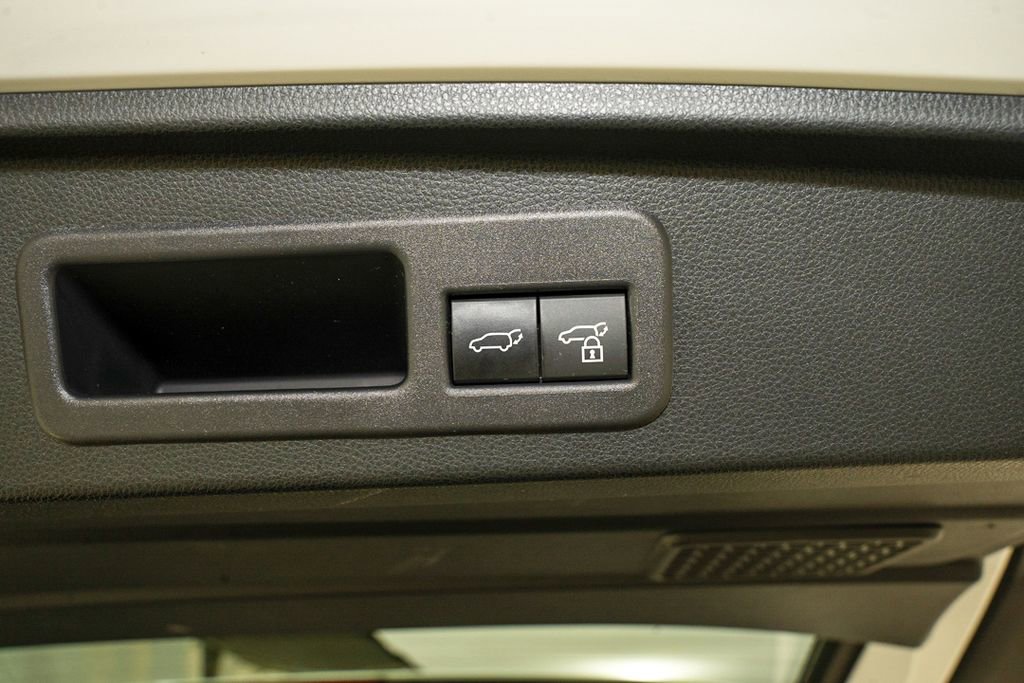 Used 2025 Toyota 4Runner TRD Off-Road Premium image 6