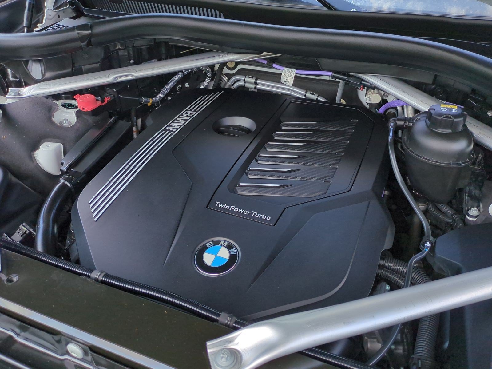 Used 2022 BMW X7 xDrive40i w/ M Sport Package AWD/4WD image 33
