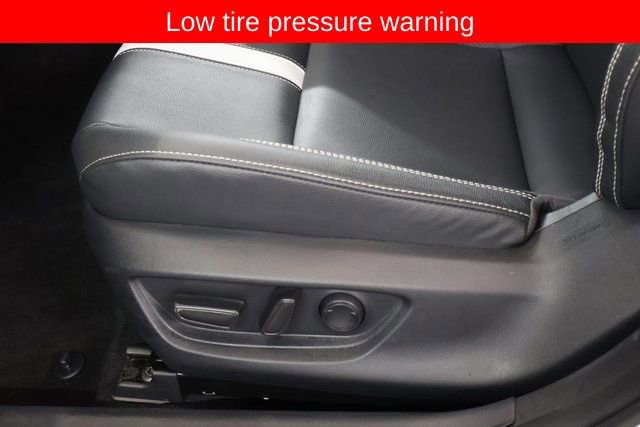 Used 2025 Toyota Camry SE image 15