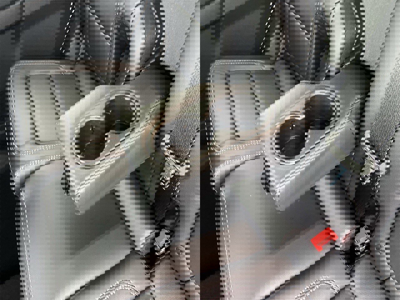 New 2026 Ford Bronco Outer Banks w/ Sasquatch Package image 20