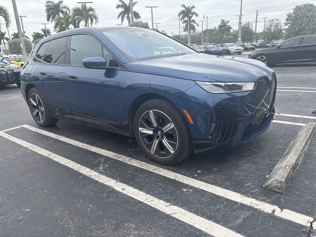 Used 2024 BMW iX xDrive50 w/ Sport Package video 1