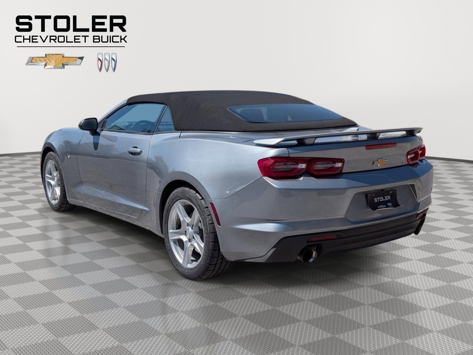 Used 2023 Chevrolet Camaro LT image 3