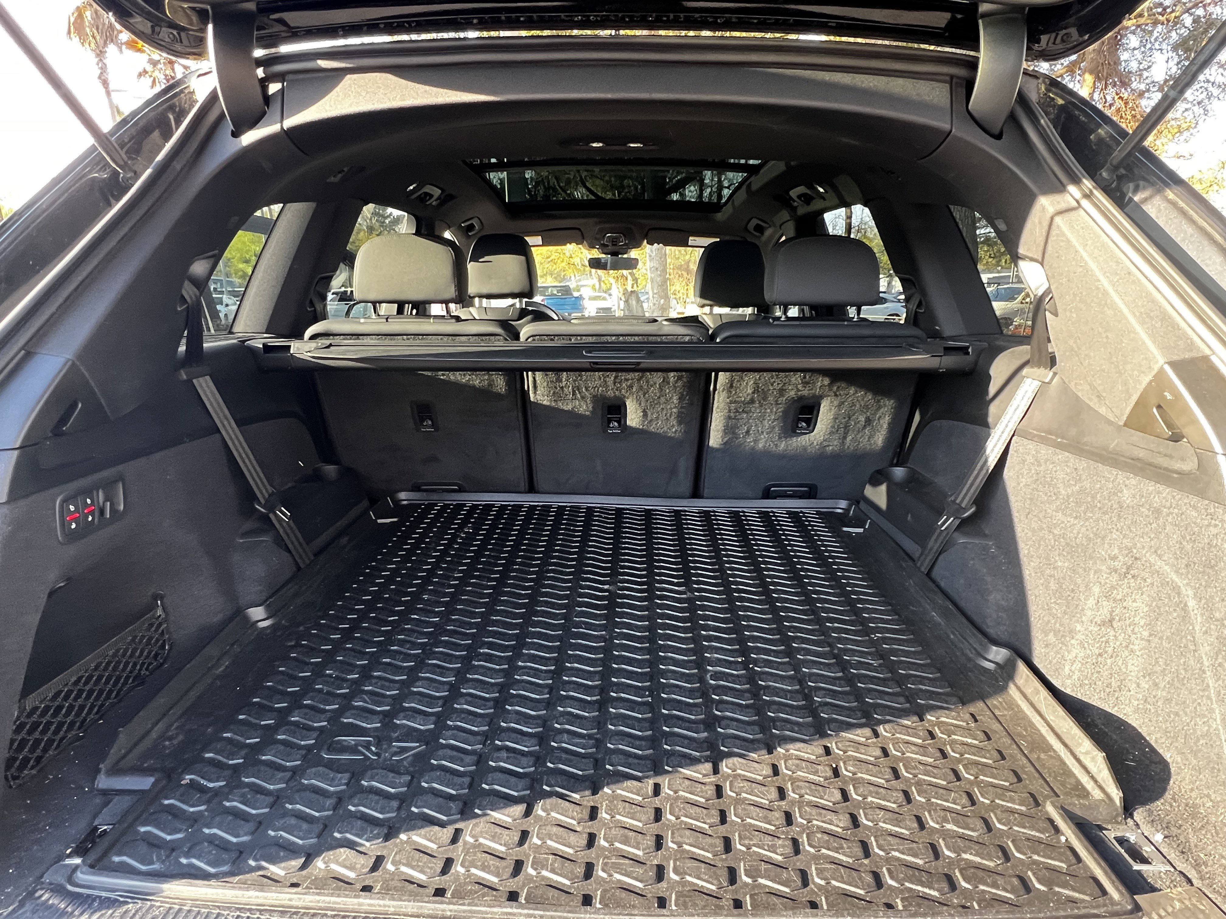 Used 2020 Audi Q7 3.0T Premium w/ Convenience Package image 49