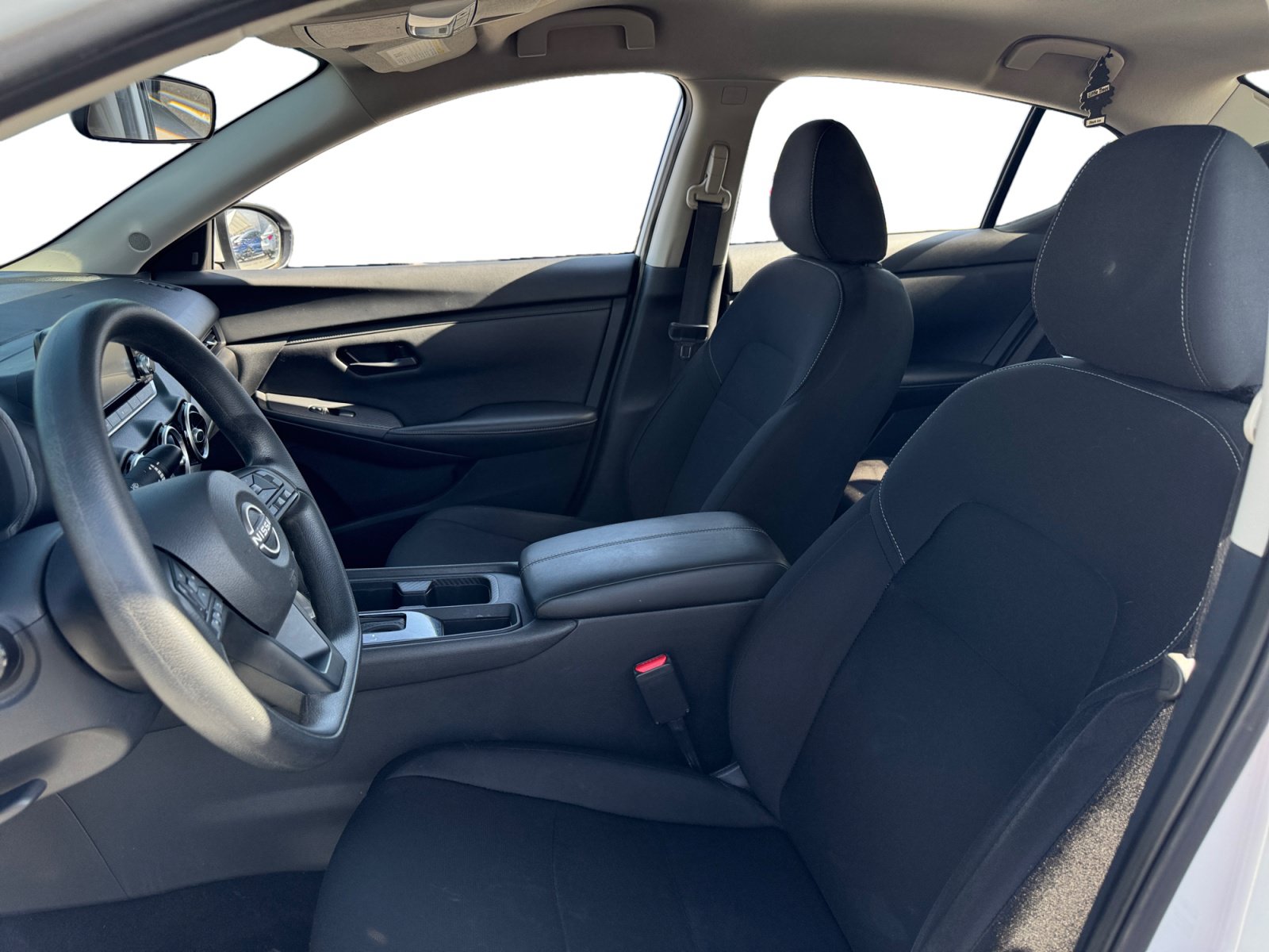 Used 2025 Nissan Sentra S FWD image 9