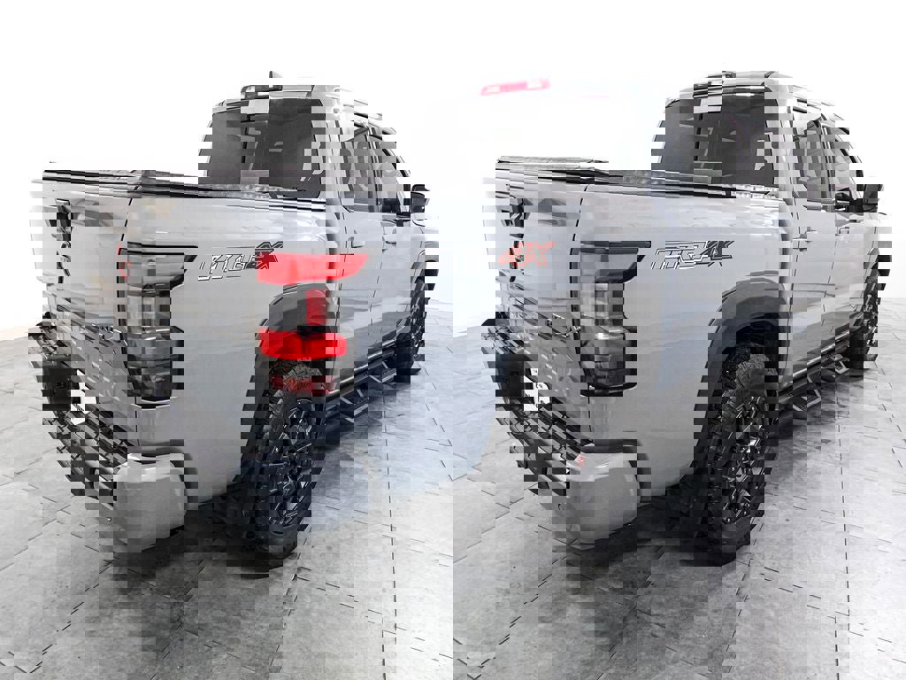 Used 2023 Nissan Frontier PRO-4X w/ Pro-4X Premium Package image 6