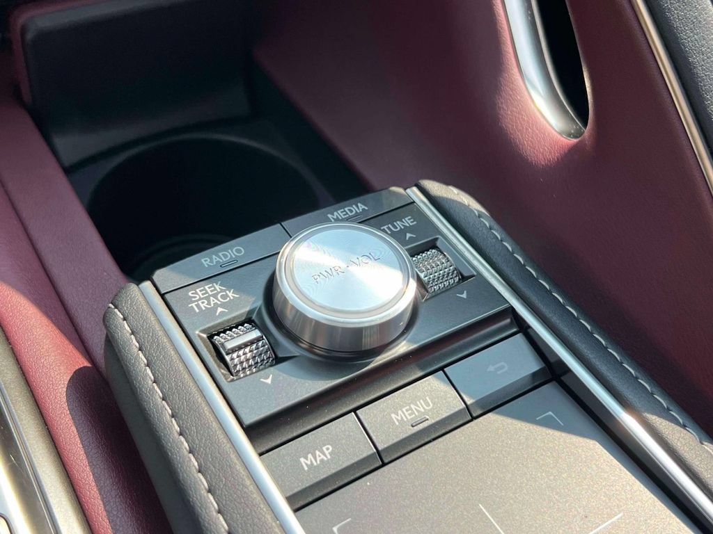 Used 2018 Lexus LC 500 Coupe w/ Sport Package RWD image 30