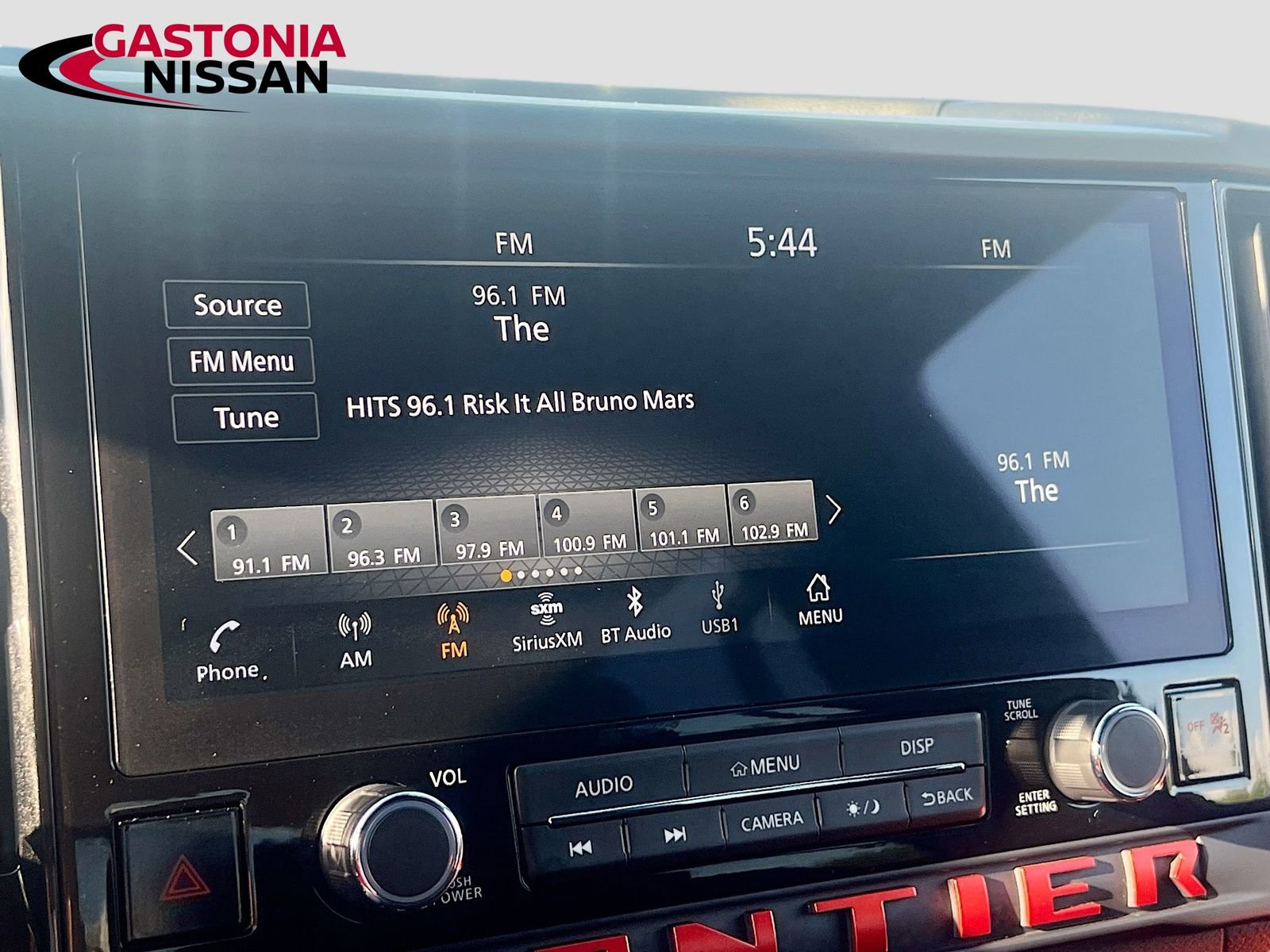 Used 2025 Nissan Frontier Pro-X w/ Pro Convenience Package image 18