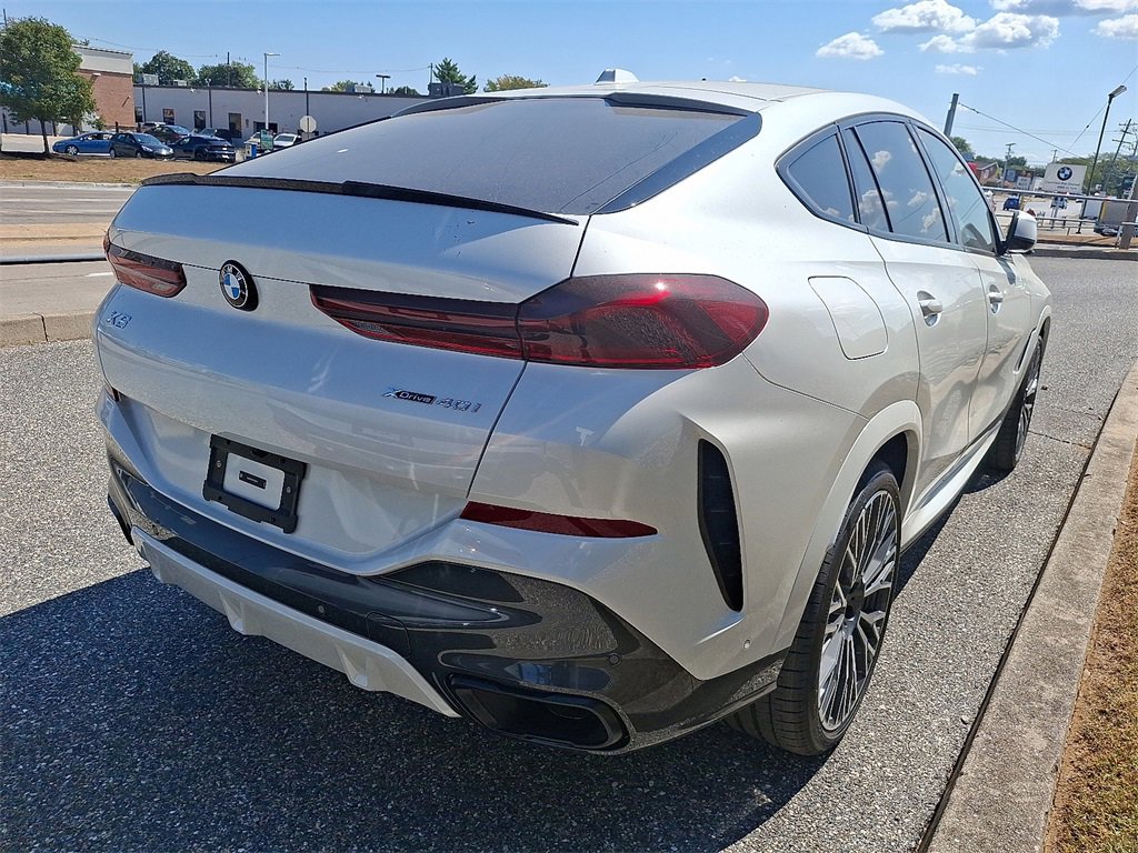 New 2026 BMW X6 xDrive40i w/ Executive Package image 4