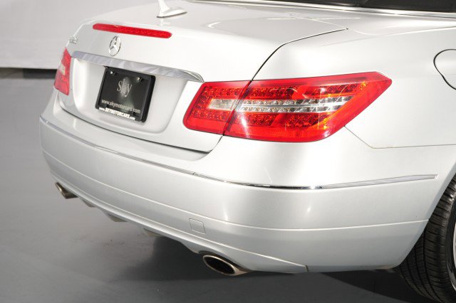 Used 2011 Mercedes-Benz E 350 Cabriolet image 12