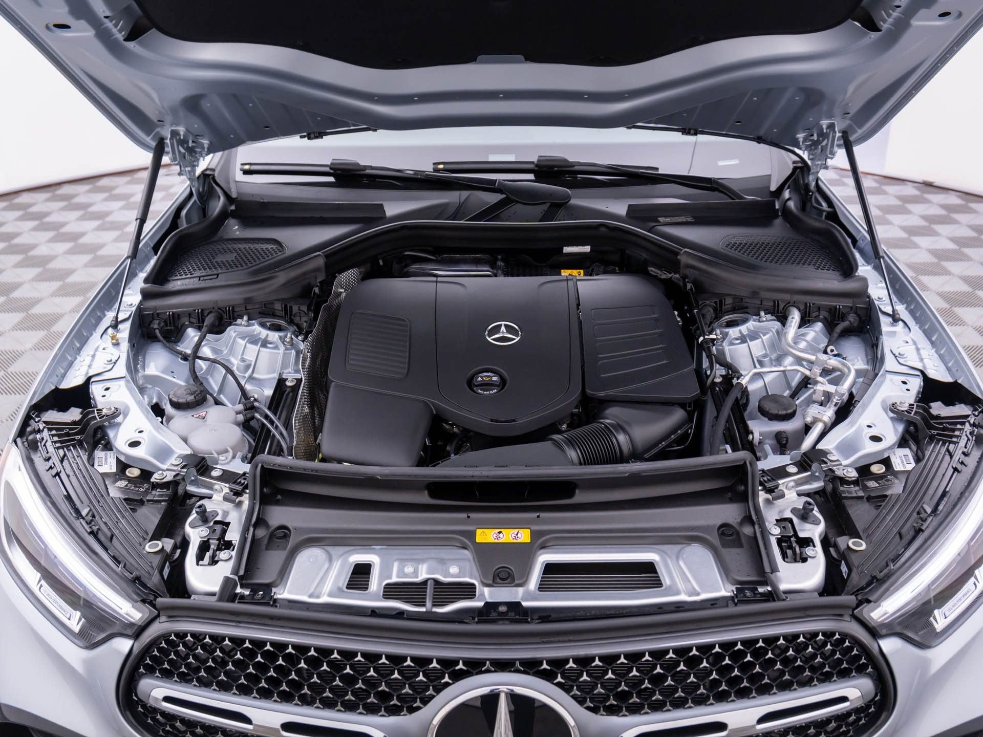 New 2026 Mercedes-Benz GLC 300 4MATIC image 32