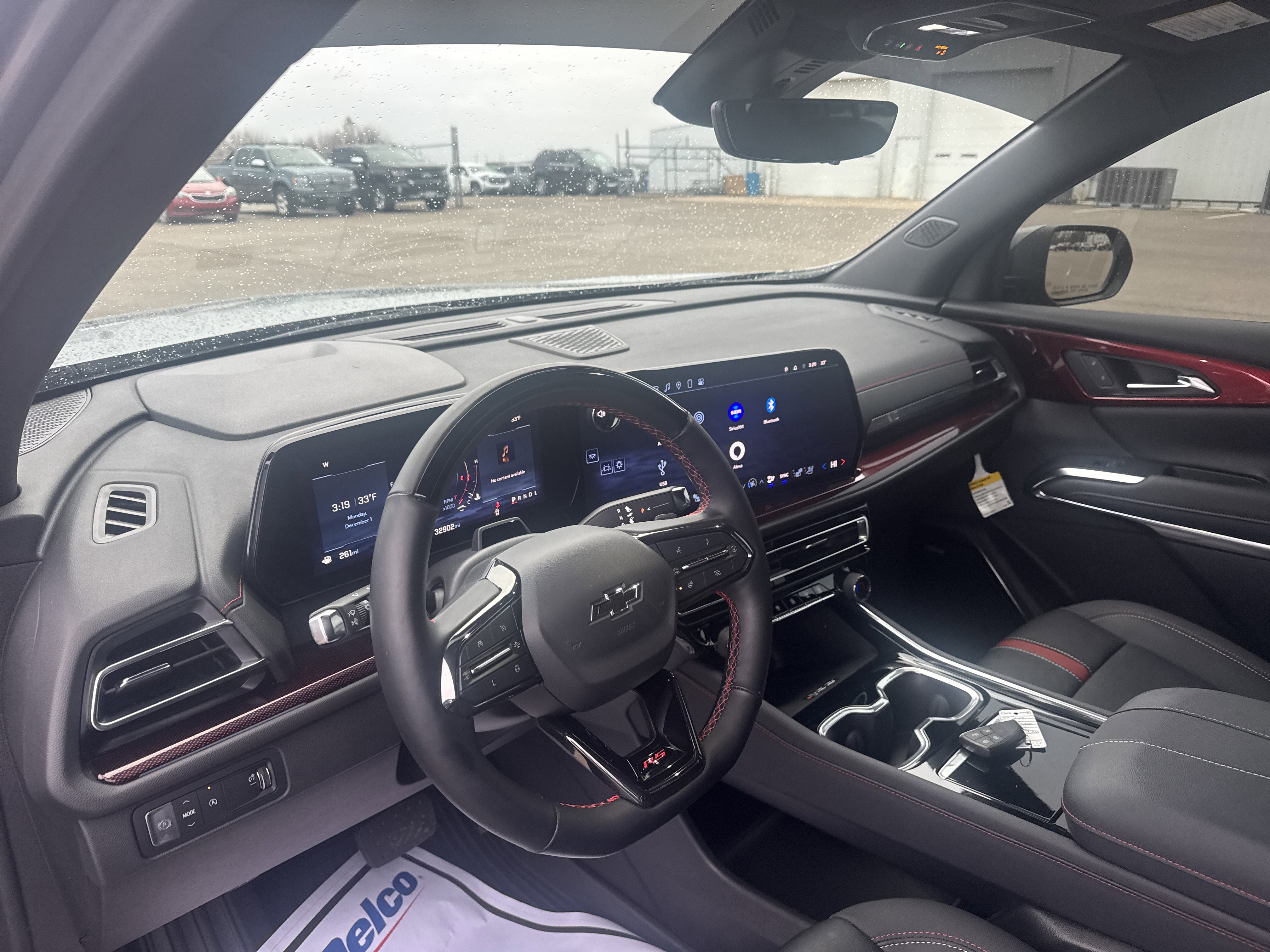 Used 2024 Chevrolet Traverse RS w/ LPO, Floor Liner Package image 9