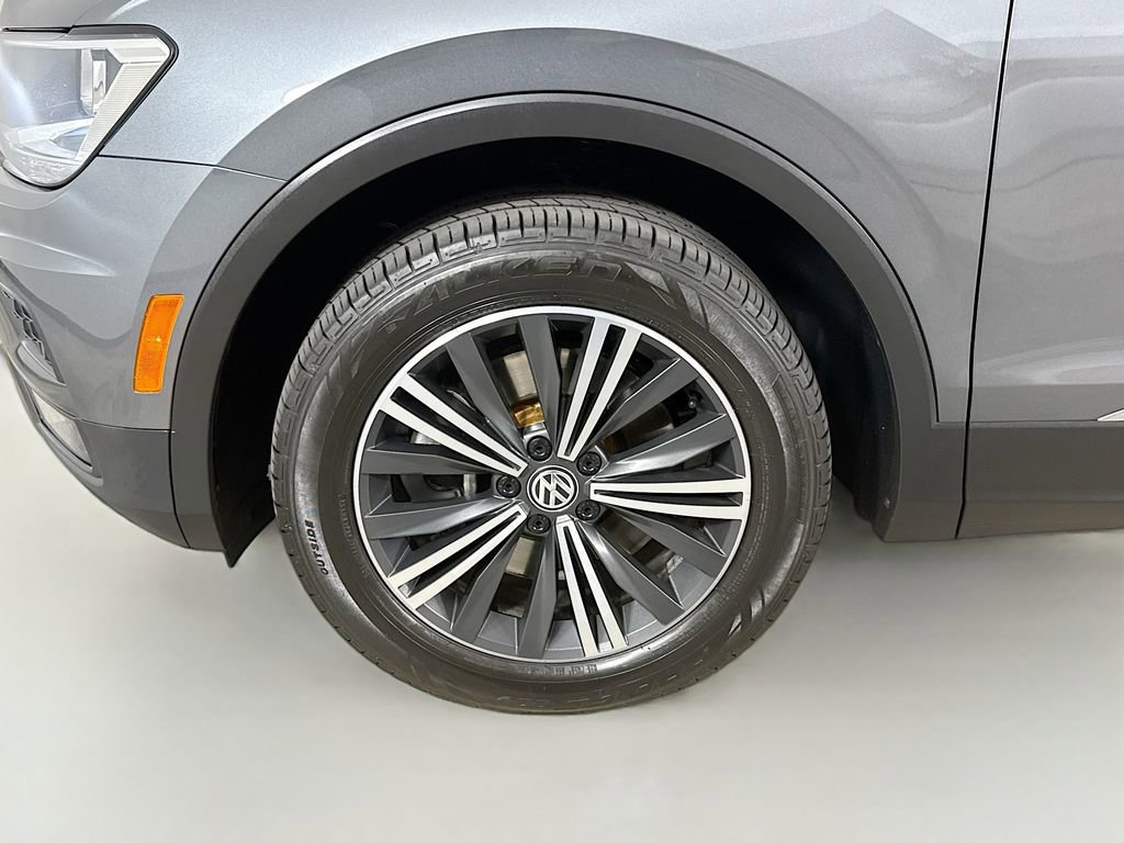 Used 2019 Volkswagen Tiguan SEL image 36