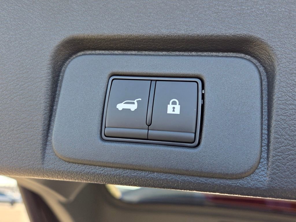 New 2026 Nissan Rogue Platinum image 11