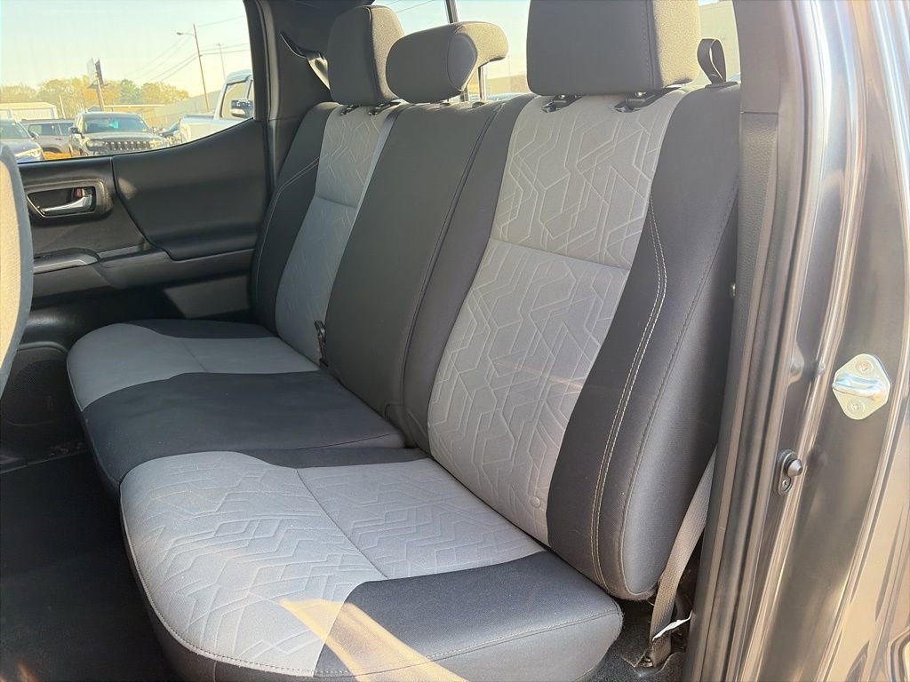 Used 2023 Toyota Tacoma TRD Off-Road image 10