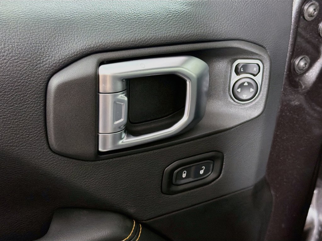 New 2027 Jeep Wrangler Unlimited Sahara AWD/4WD image 18
