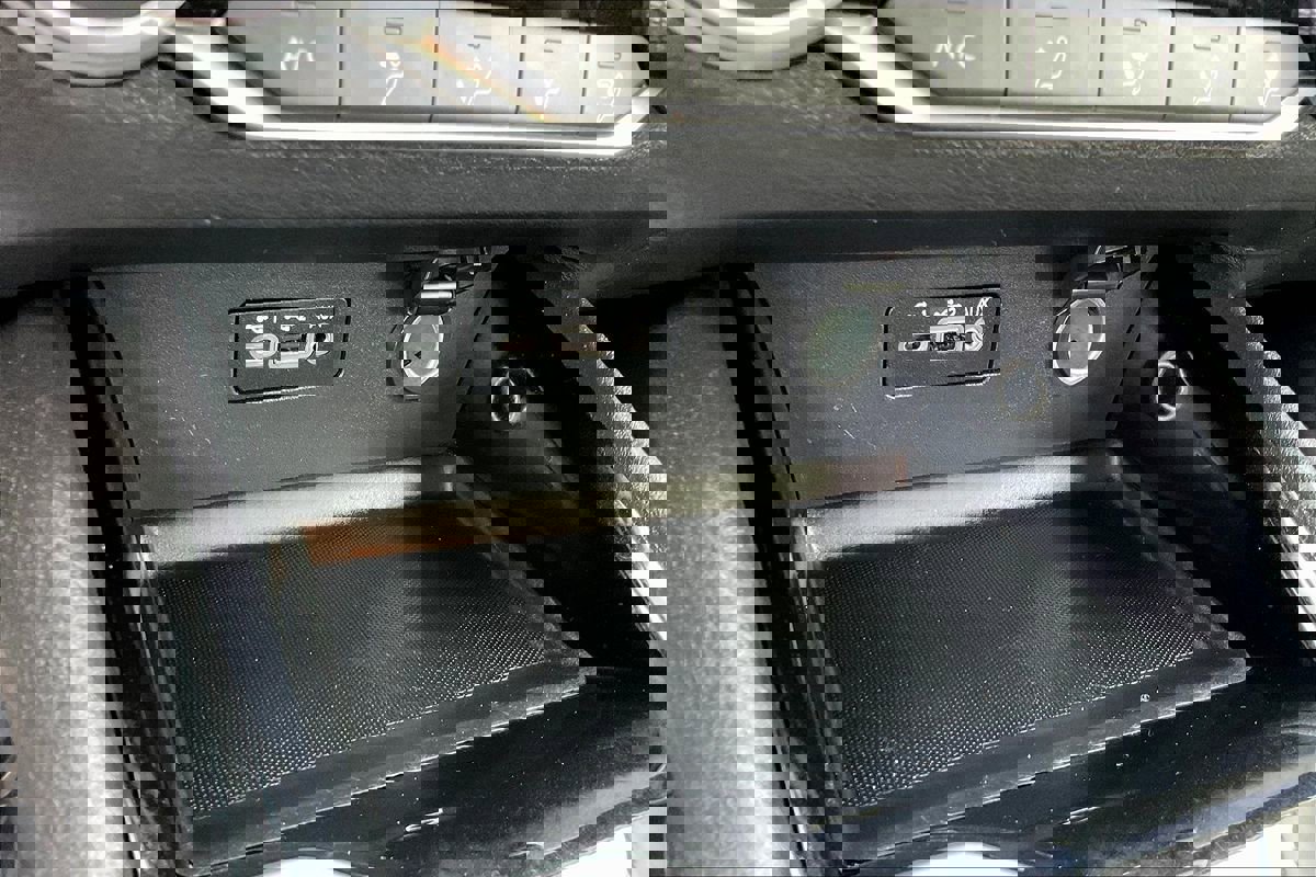 Used 2024 Nissan Altima 2.5 SV image 28