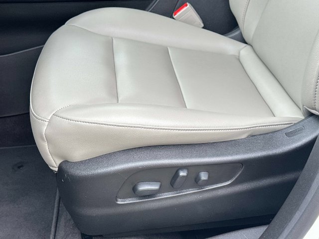Used 2023 Cadillac XT4 Luxury FWD image 18
