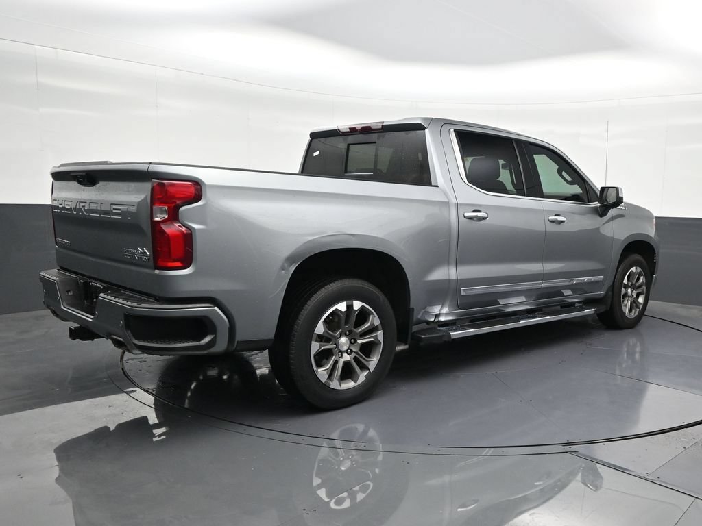 Used 2023 Chevrolet Silverado 1500 High Country RWD image 5