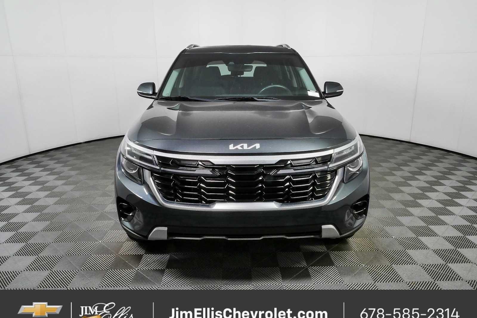 Used 2025 Kia Seltos EX FWD image 33