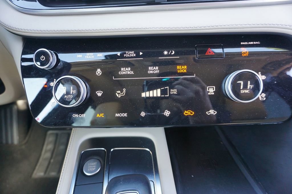 Used 2023 INFINITI QX60 Luxe w/ Cargo Package image 12