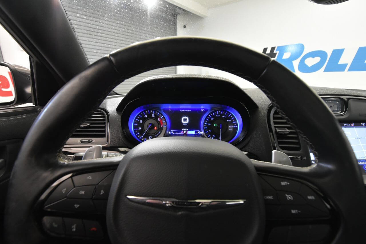 Used 2019 Chrysler 300 S w/ S Model Appearance Package image 24