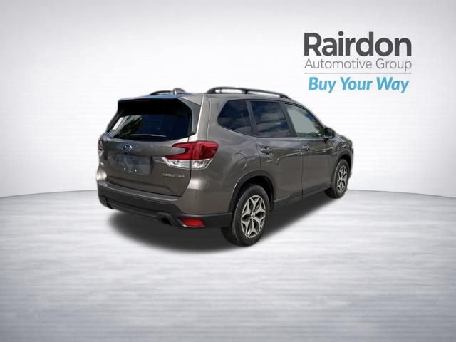 Used 2022 Subaru Forester Premium AWD/4WD image 37