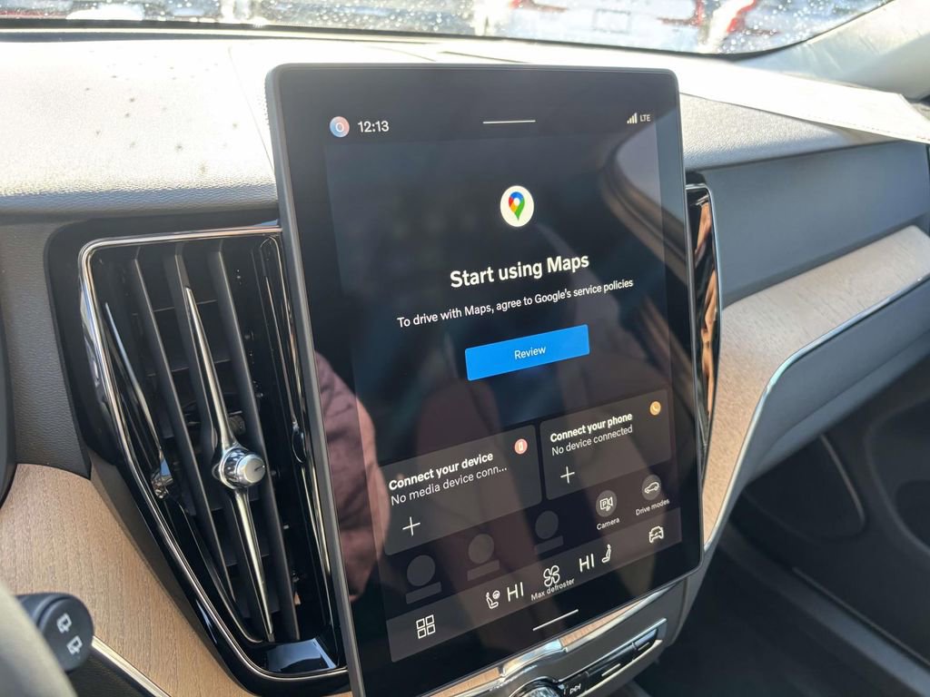 New 2026 Volvo XC60 B5 Plus w/ Protection Package Premier image 19