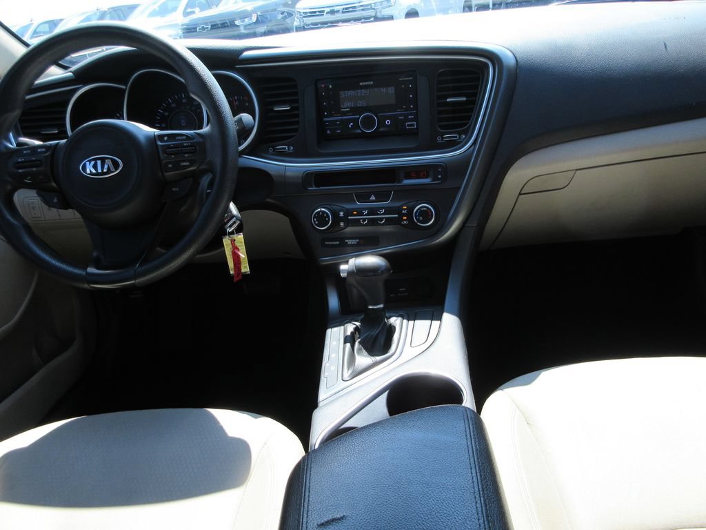Used 2015 Kia Optima LX FWD image 14