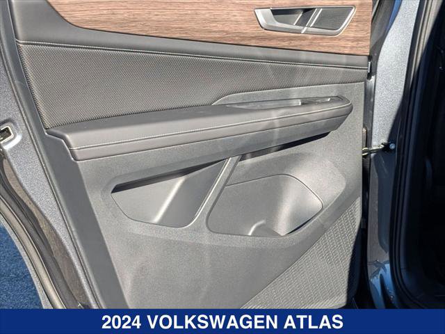 New 2024 Volkswagen Atlas SEL image 17